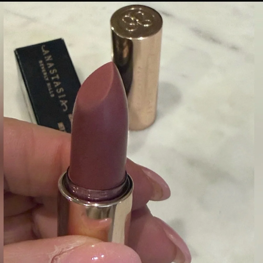 NIB ANASTASIA BEVERLY HILLS Matte & Satin Velvet Lipstick-Pink (Dusty Rose)